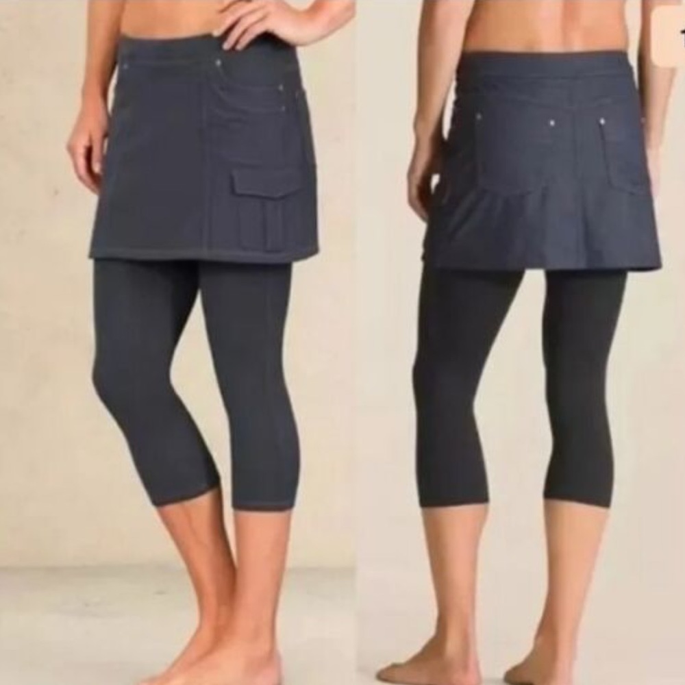 Athleta Bettona Skirted Leggings Black & Faux Denim Blue - Size Small